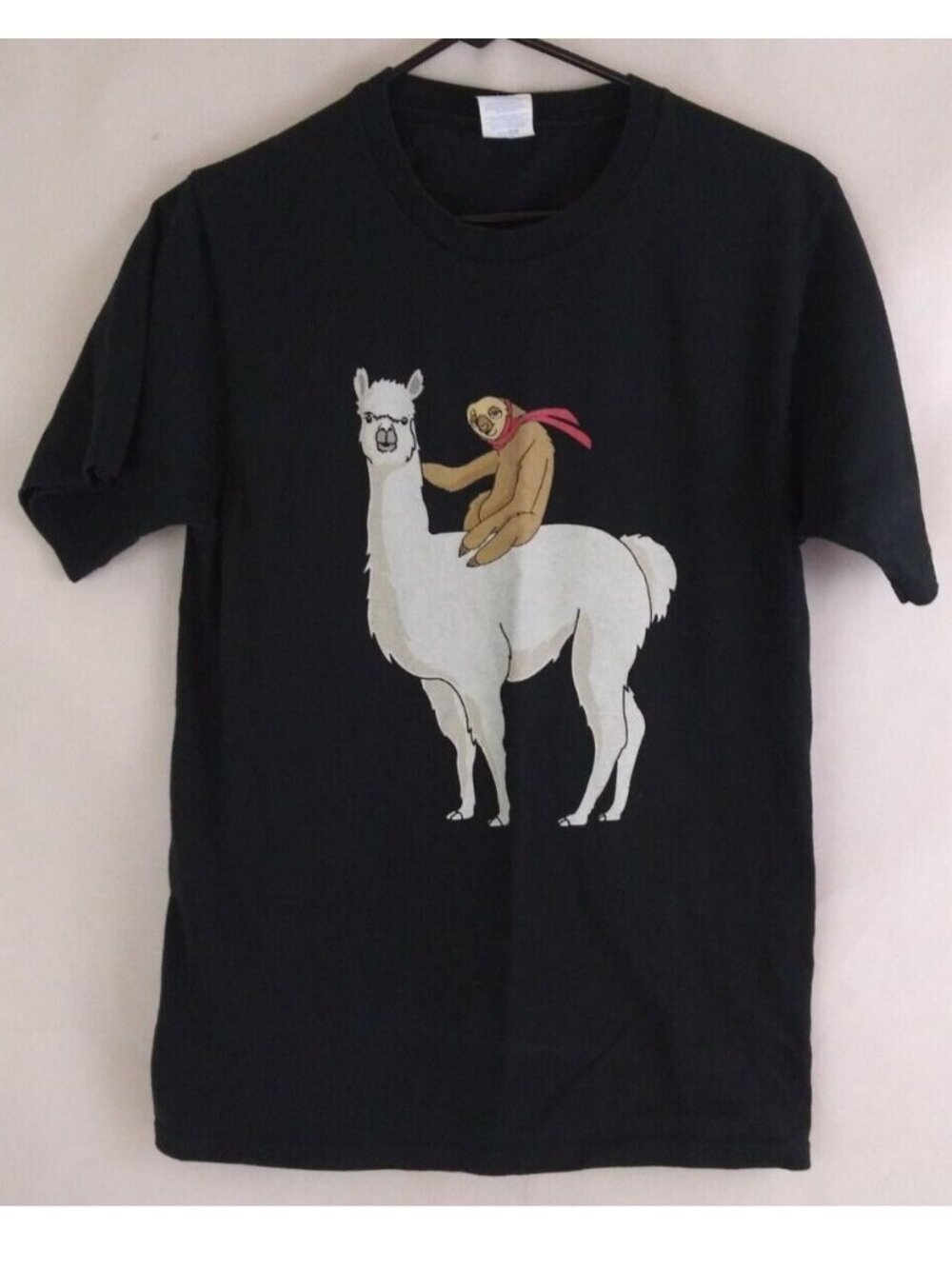Port & Company Unisex Black Graphic T-Shirt sloth Riding Llama Design Size Small